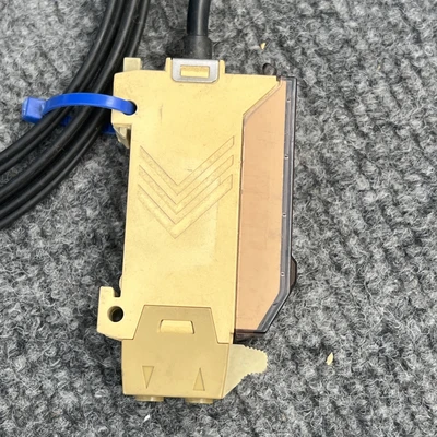 Used Sunx FX4-A3R Photoelectric Sensors California US | Davliegogo LLC #1706927