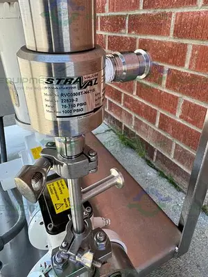 USED BRAN + LUEBBE N-K31 METERING PUMP W/ CONTROLLER, BALDOR 1.5 HP MOTOR