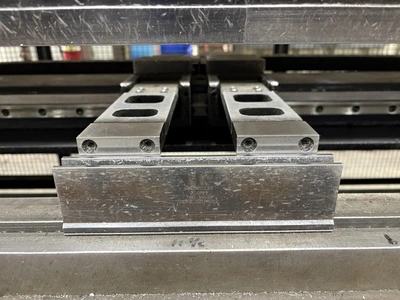 Used 2011 AMADA HDS-2204NT Press Brakes Illinois US | Revelation Machinery #1262314