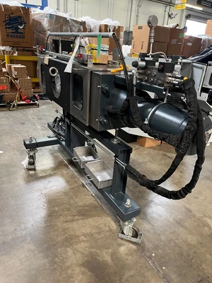USED NORDSON HYFLEX 3/3-WEGE