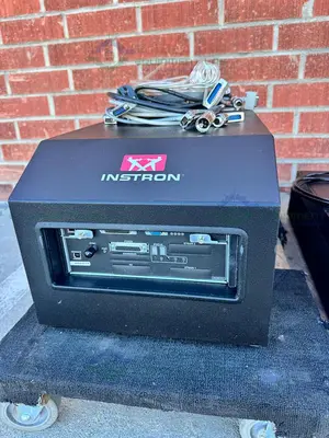USED INSTRON 68TM-R / 5564 DUAL COLUMN TENSILE COMPRESSION TESTER