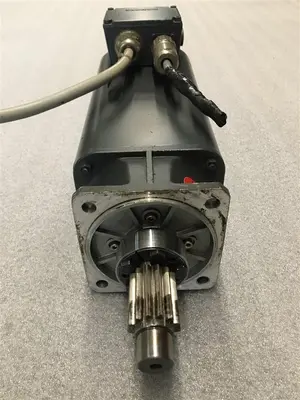 USED SIEMENS MOTOR 1FT5062-0AF01-2-Z