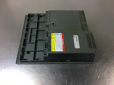 Schneider XBTFREQ3950G1 Panel-Powers Up Fine-Cracked-Selling For Boards Inside