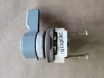 NEW ALLEN-BRADLEY 800T-JG16KR7