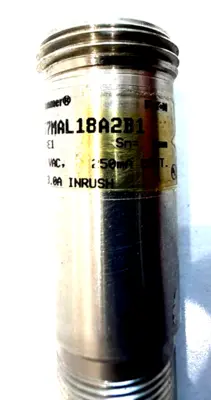NEW CUTLER HAMMER E57MAL18A2B1 PROXIMITY TUBULAR SENSOR 10-50VDC SER E1