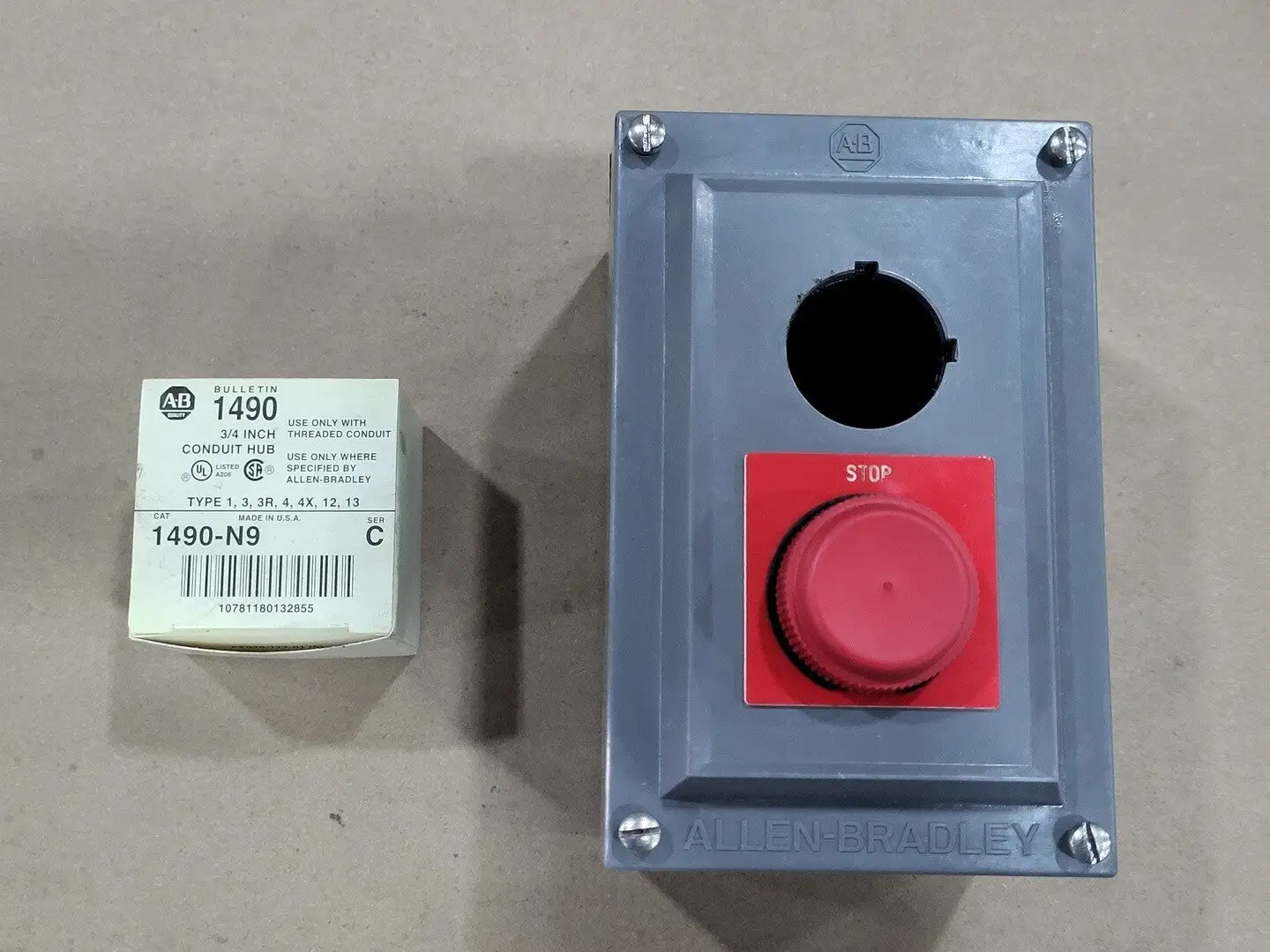 NEW ALLEN-BRADLEY 800H-2HA4R