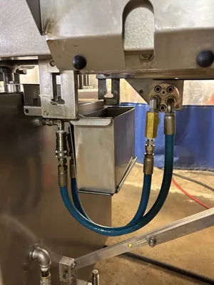 USED FORMAX F 6