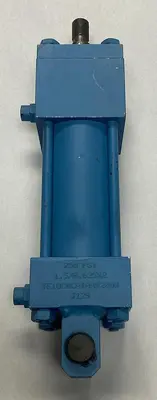 Used VICKERS T510CWCA1AA02000 Cylinders | Surplus Asset Holdings #1207240