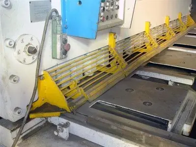 USED GWF - HEAVY DUTY 4050 X 16 MM