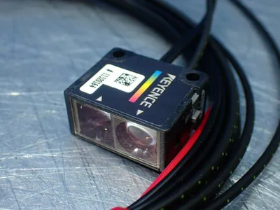 New | in-Stock KEYENCE CZH32 Sensors | HGR 24 #752444