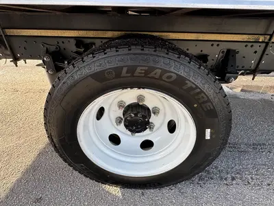 Used 2023 ISUZU NPR HD Box trucks Florida US | Truck and Van Outlet #1708746