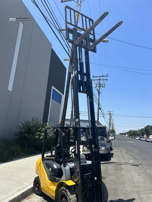 Used 2012 KOMATSU FG25T-16 Misc Forklifts California US | Lillo Machinery #1399247