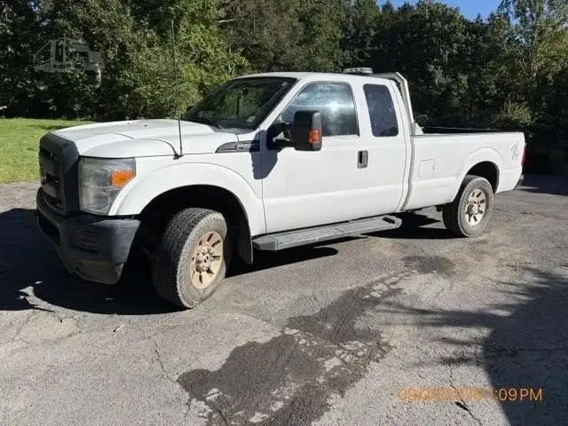 Used 2016 FORD F250 XL Pickup Trucks New York US | Beck Equipment #1509317