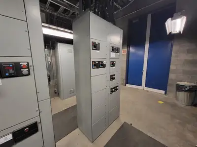 Five Star Double-Sided Motor Control Center (MCC), 600V max., 1000A