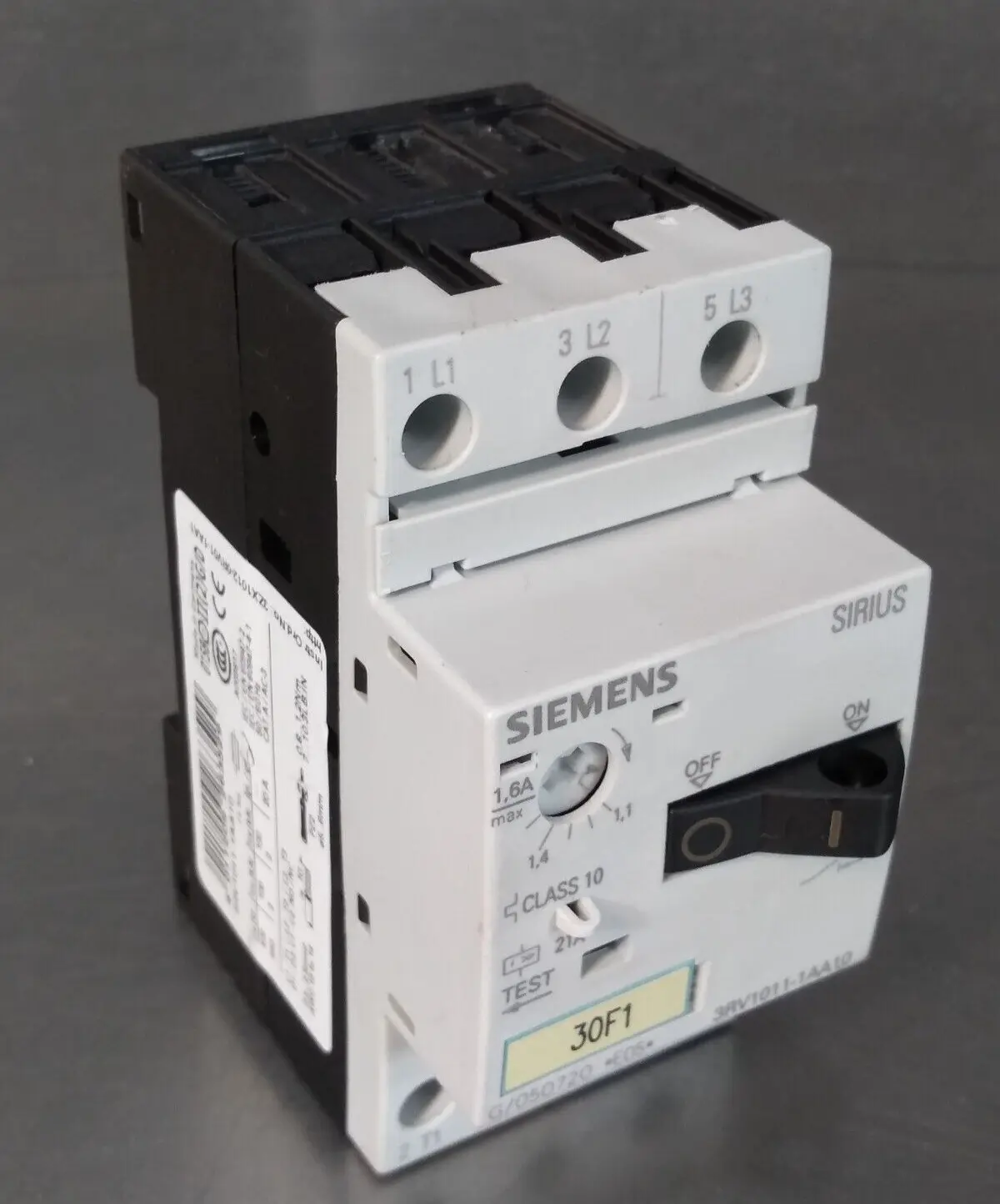 Siemens 3RV1011-1AA10 Manual Motor Starter Protector Breaker Loc 4E32