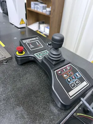 Used 2018 Mitutoyo Crysta-Apex 5.7.4 Coordinate Measuring Machines Indiana US | Machine Tool Bids #1340053