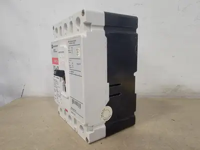 USED CUTLER-HAMMER EDB3225