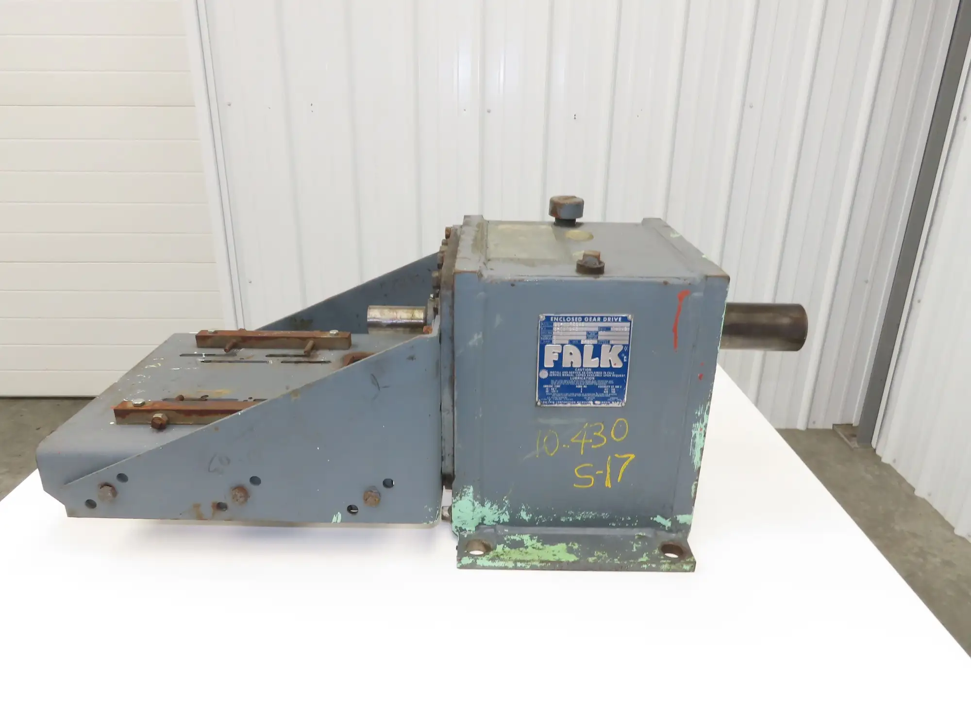 Falk 22-60FZ3AS Inline Gearbox 160.9 Reducer 2Hp 11 RPM Output w/Motor Mount