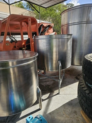 USED 2024 TANKS USA SS304