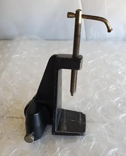 MAGNIFYING LAMP BRACKET BASE