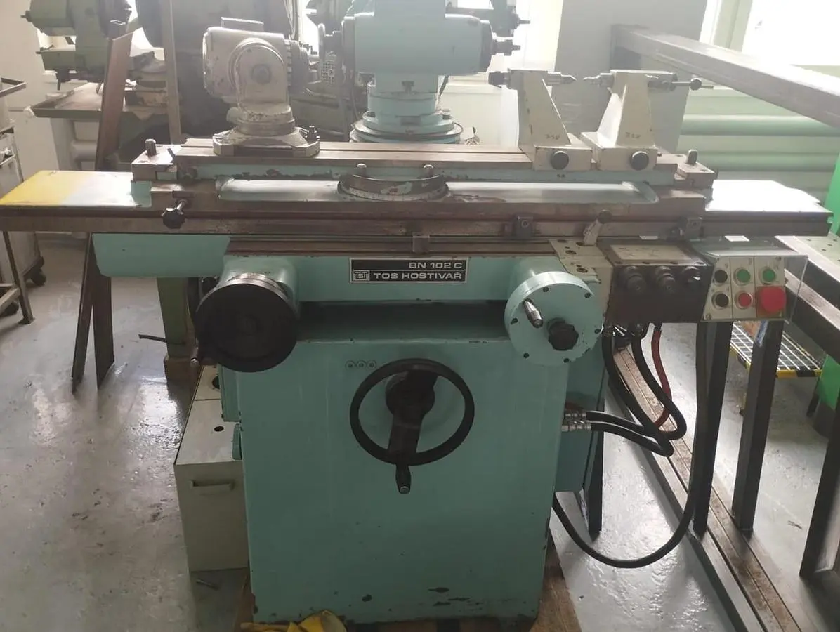 Used TOS BN 102 C Tool & Cutter Grinders CZ | Amaron s.r.o. #1080132