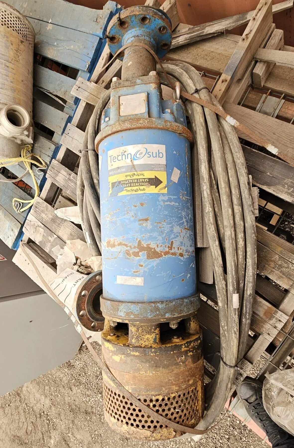 Used TSURUMI LH311 – WHC Submersible Pumps Saskatchewan CA | Certified Sales and Rentals #1637848