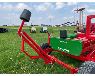 Used FARM KING _UNKNOWN_ Stretch Wrappers Iowa US | Keast Enterprises #1360254