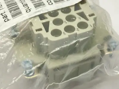 NEW HARTING INSERT FEMALE CONNECTOR CRIMP HAN 10 EE-F-C 600V