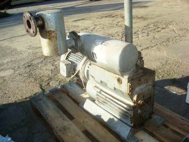 Leybold Heraeus Type E135 Vac Pump 4 kW