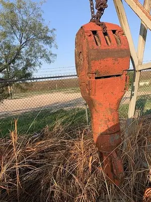 USED MCKISSICK WELL SERVICE BLOCK