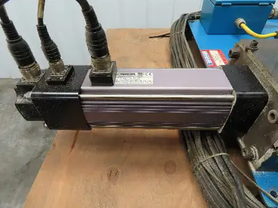 Nordson Servo-Flo 305 1-Part Shot Meter 1-110cc Dispensing System Servo Actuator