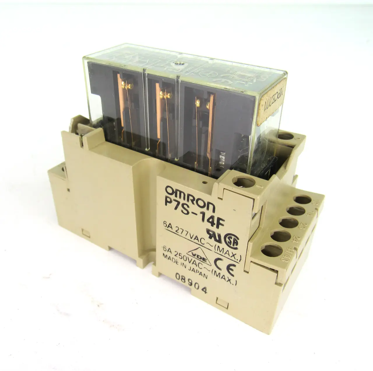 USED OMRON G7S-3A3B