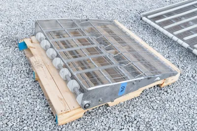 N/A N/A Conveyor | Buy Per Pound (12)