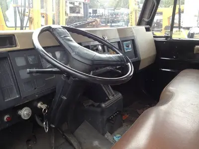 New | in-Stock 1990 INTERNATIONAL FUEL TANKER TRUCK Fuel & Lube Trucks Florida US | USA Transequipment #1542572