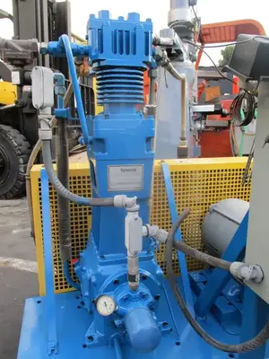 USED Hycomp 2AN10C-B21-ALMV9-20/15D