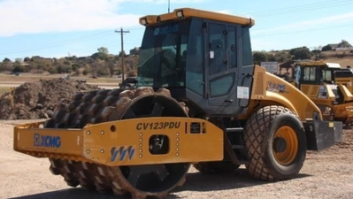 USED 2021 XCMG CV123PDU