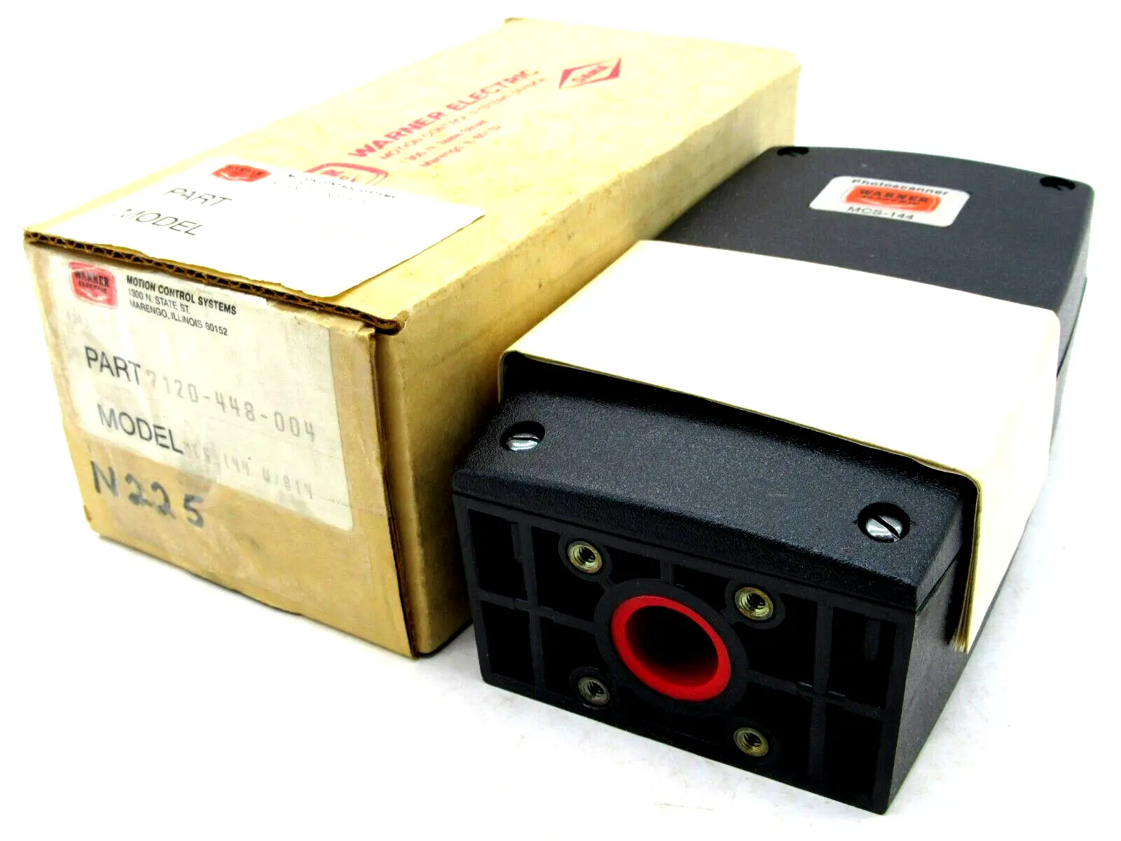 NEW WARNER ELECTRIC MCS-144 PHOTOELECTRIC SENSOR7120-448-004 MCS144