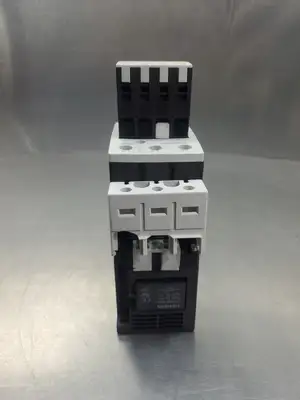 Siemens SIRIUS 3RT10363BB443MA0 Contactor w/3RH19212HA223AA1 Module. 4E48