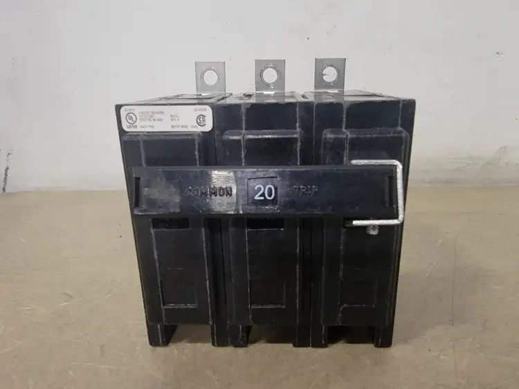 Used EATON QBHW3020H Switchgears British Columbia CA | Lenmark #367181