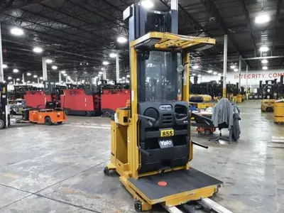 USED 2023 YALE OS030