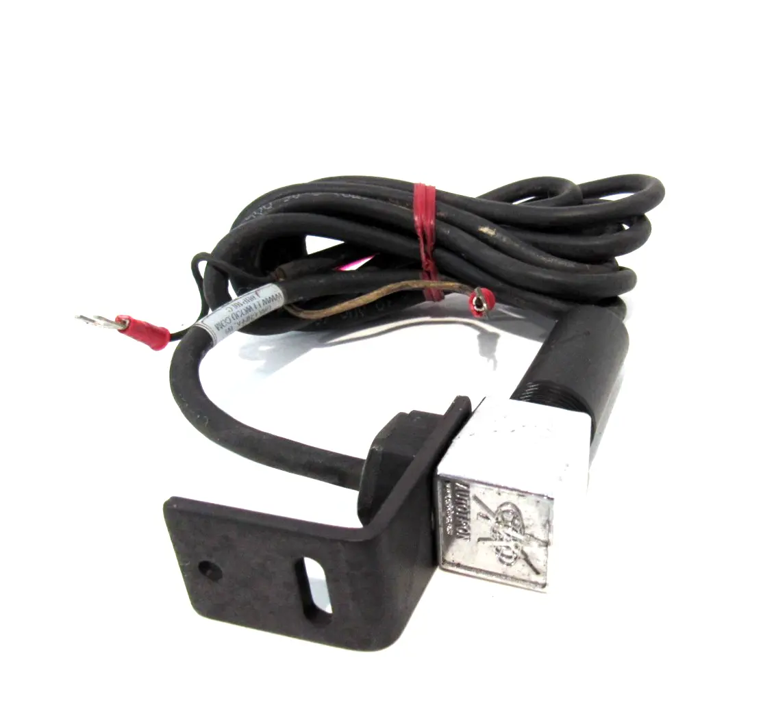 NEW ELWOOD CORP. E8BP1OLC SENSING HEAD