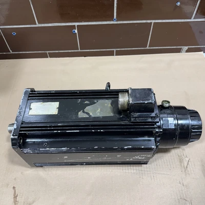 USED Indramat Bosch Group MAC112C-0-ED-4-C/130-A-1/WI520LX/S05