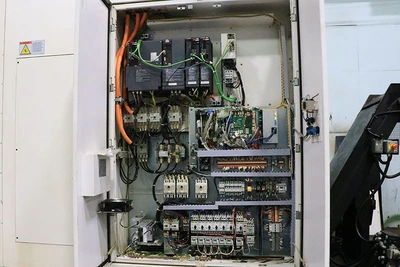 USED 2011 MAZAK NEXUS HCN-4000II