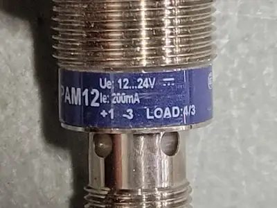 NEW TELEMECANIQUE XS518B1PAM12