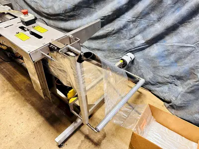 USED AUTOMATED PACKAGING SYSTEMS 60" SPRINT SIDEPOUCH BAGGER/SEALER