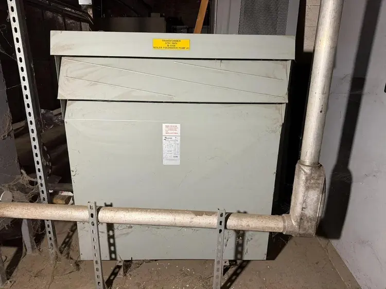 Used HAMMOND POWER SOLUTIONS INC. DM440NJ Transformers Pennsylvania US | Global Equipment International, LLC #941447