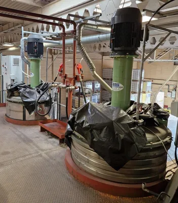 1996 NETZSCH PMB VC2500 Mixer Post (Cowles Type) | Perry Equipment (2)