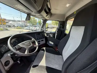 Used 2019 FRHT T12642ST Conventional trucks California US | Commerce Truck Equipment Sales #1548751