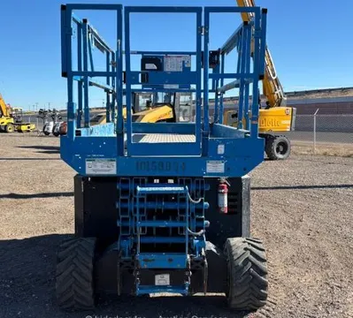USED 2015 GENIE GS-3369 RT