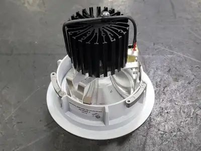 NEW LUMINII AR3D-FL-A90-645-35-10-00-01-01